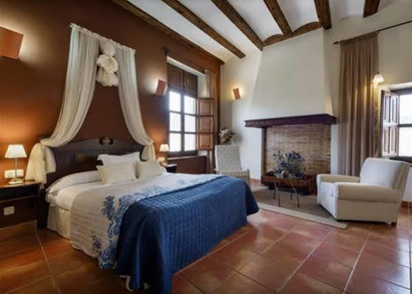 Hospederia Virgen De La Fuente Hotel Peñarroya de Tastavins Zewnętrze zdjęcie